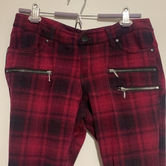 Torrid Plaid Ponte Stretch Skinny Pants Capri Grunge Goth Size 10 - Picture 4 of 8